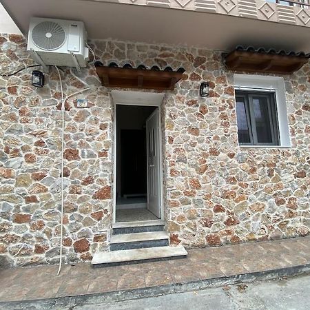 Stone House 48 M Apartment Акарнаи Екстериор снимка